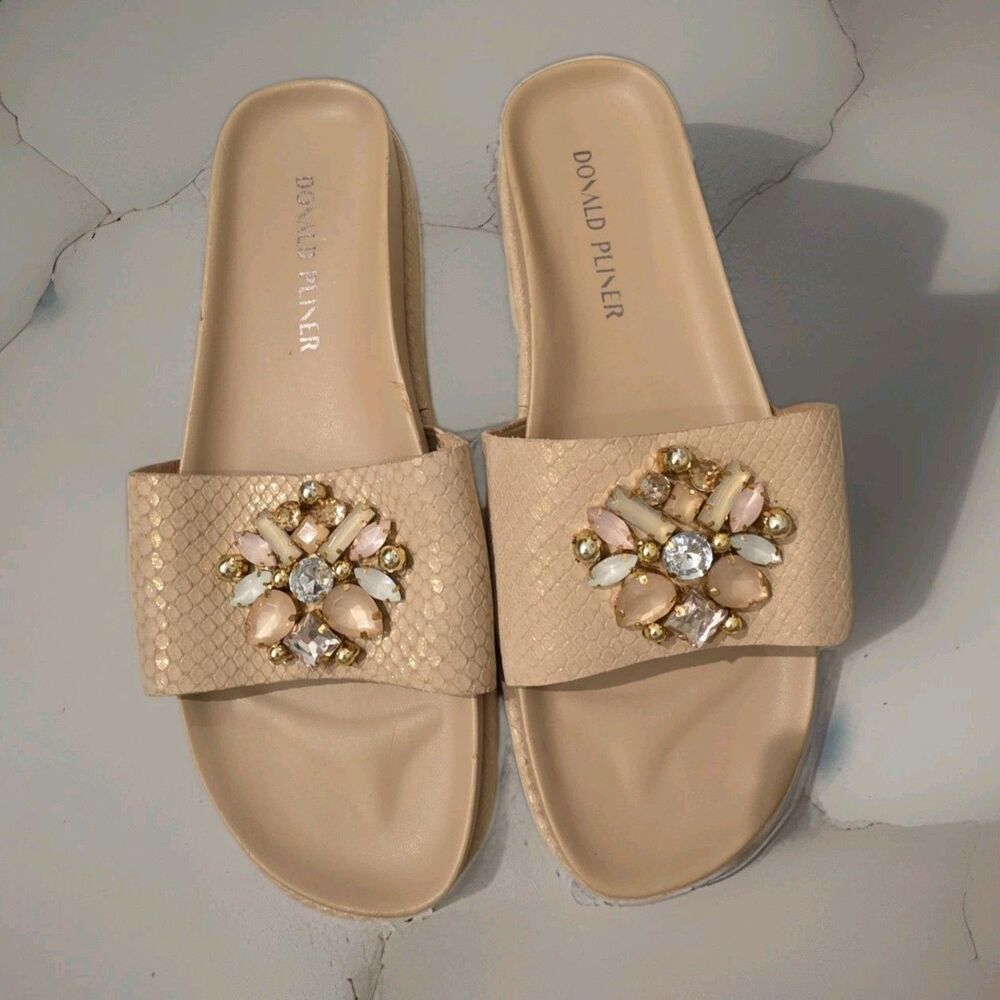 donald j pliner sandals 8.5
